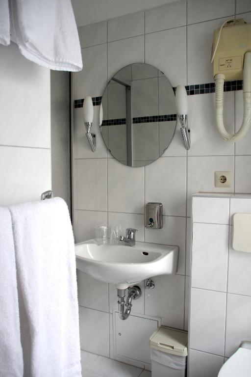 Kurfuerst Am Kurfuerstendamm 3* Berlino