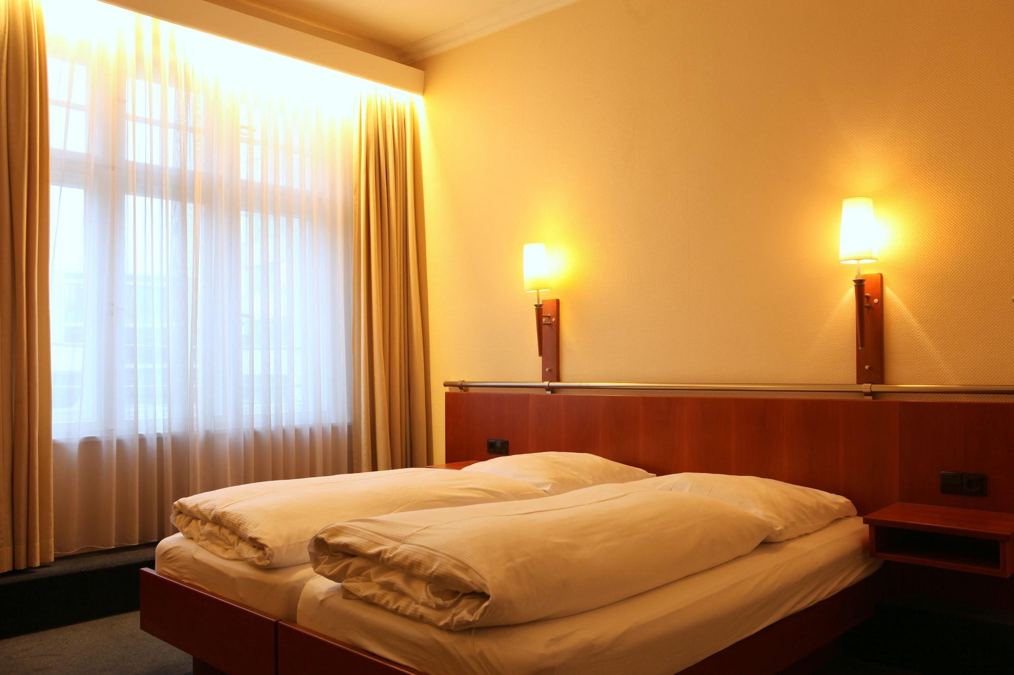 Hotel Kurfuerst Am Kurfuerstendamm Berlim