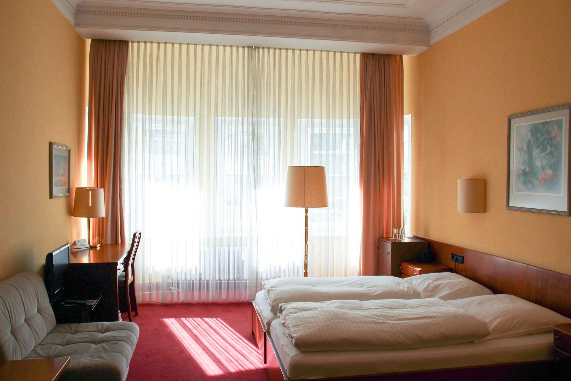Hotel Kurfürst Am Kurfürstendamm