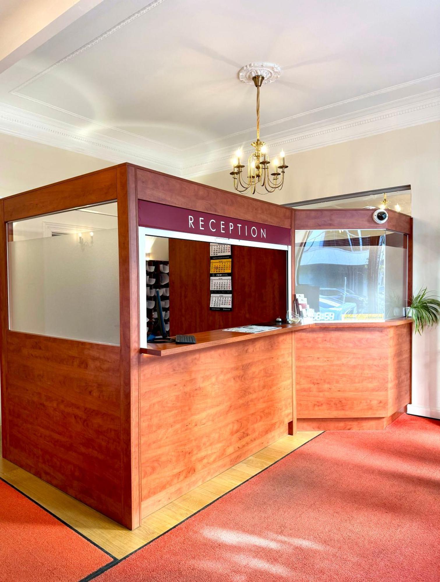 Hotel Kurfürst Am Kurfürstendamm 3*